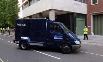 Ενώπιον δικαστηρίου τρεις κατηγορούμενοι για την υπόθεση συνωμοσίας στη Βρετανία