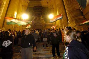 Καμία πρόθεση παραίτησης από τον Ούγγρο πρωθυπουργό μετά τα βίαια επεισόδια