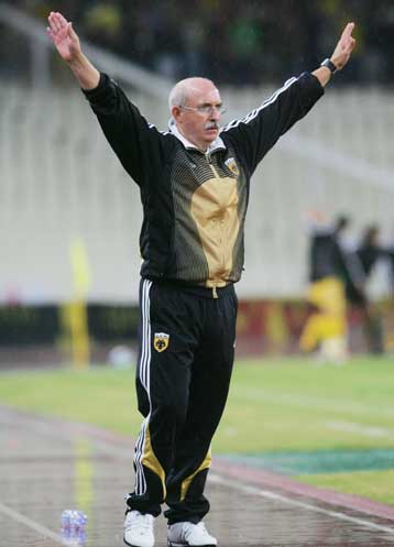 Πάμε για νίκη στο «Καραϊσκάκη», είπε ο Φερέρ στους παίκτες της ΑΕΚ