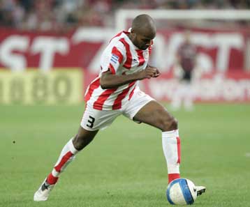 Αμφίβολος ο Ντομί για το ντέρμπι με ΑΕΚ, ατομικό πρόγραμμα ο Ζούλιο Σέζαρ