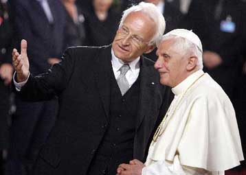 «Φρένο» στις ενταξιακές διαπραγματεύσεις με την Τουρκία ζητά ο Εντ.Στόιμπερ