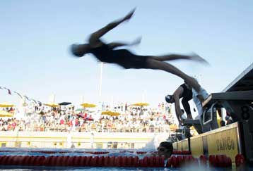 Ο Κοζομπόλης παραιτήθηκε από Ομοσπονδιακός τεχνικός εξαιτίας άνισης αντιμετώπισης