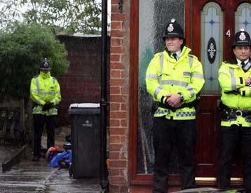 Μία ακόμη σύλληψη στη Βρετανία στην έρευνα για την χρηματοδότηση κομμάτων