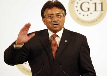 Οι ΗΠΑ απείλησαν να μας βομβαρδίσουν μετά την 11/9, αποκαλύπτει ο Π.Μουσάραφ