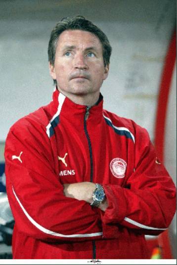 Επιθετικό Ολυμπιακό για να συνεχίσει το απόλυτο νικών ετοιμάζει ο Σόλιντ