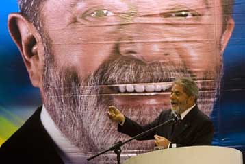 Χωρίς αντίπαλο οδεύει προς τις εκλογές της 1ης Οκτωβρίου ο πρόεδρος της Βραζιλίας