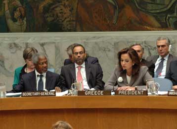 Ευθύνη όλων η ειρήνη στη Μ.Ανατολή, δηλώνει από στον ΟΗΕ η Ντόρα Μπακογιάννη