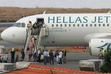 Περιπέτεια εν πτήσει για 69 επιβαίνοντες σε αεροσκάφος της Hellas Jet