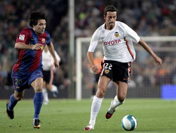 Μοιρασιά και συγκατοίκηση για Μπαρτσελόνα, Βαλένθια-«Κοκκίνισε» η Σεβίλη στην Μαδρίτη