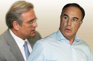 Μαίνεται η κόντρα μεταξύ Γ.Παπαθανασίου και βουλευτών του ΠΑΣΟΚ