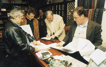 Έλεγχοι της Εφορίας σε 15.000 επιχειρήσεις έως το τέλος του έτους