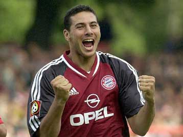 Και ο Πιζάρο στο φεστιβάλ… μπύρας Μονάχου με συνέπειες από τη Μπάγερν