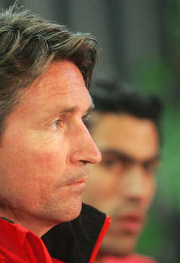 Θα ζήσουμε και με την ισοπαλία, λέει ο Σόλιντ-Απών ο Ουαντού, αμφίβολος ο Ριβάλντο