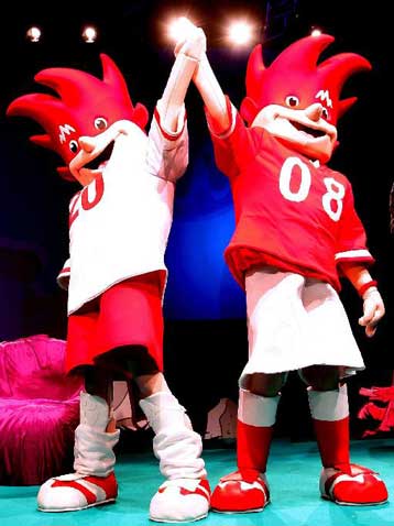 Παρουσιάσθηκαν οι μασκότ του EURO 2008 από Αυστρία και Ελβετία