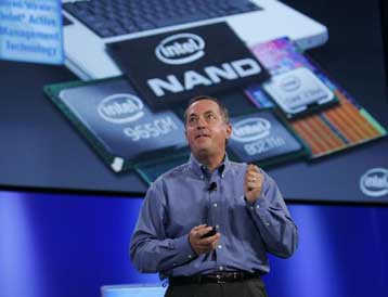 Επεξεργαστές με τέσσερις πυρήνες λανσάρει η Intel το φθινόπωρο