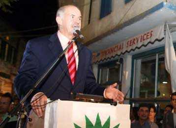 Νέα επίθεση Παπανδρέου στον πρωθυπουργό για τη στάση του στα φαινόμενα διαφθοράς