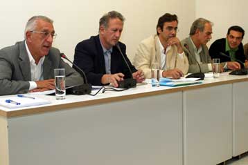 Οι θέσεις των υποψηφίων δημάρχων Αθηναίων για απορρίμματα, κυκλοφοριακό και πράσινο