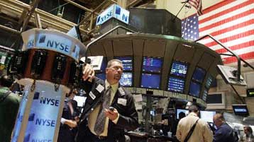 Κέρδη την Πέμπτη στα χρηματιστήρια στις δύο άκρες του Ατλαντικού