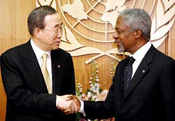 Σταθερό το προβάδισμα του Νοτιοκορεάτη ΥΠΕΞ για τη διαδοχή του Κόφι Ανάν