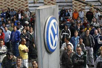 Συμφωνία στην Volkswagen για αύξηση των ωρών εργασίας χωρίς αύξηση μισθών
