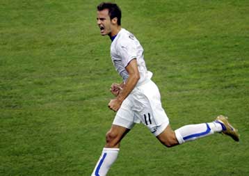 «Δώρο» της Μίλαν σε Τζιλαρντίνο με επέκταση συμβολαίου έως το 2011