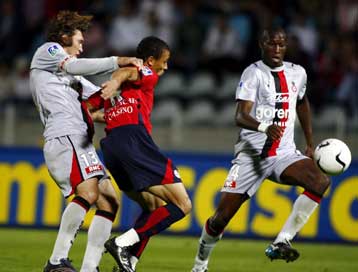 Λιλ και Λιόν έκαναν το… καθήκον τους, βρήκε δίχτυα ο Γιάγια Τουρέ