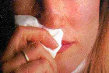 Κρυολογήματα και άλλες κοινές ιώσεις ίσως εξασθενίζουν τη μνήμη