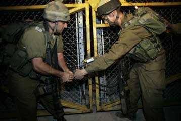 Αποσύρθηκαν από το Λίβανο και οι τελευταίοι Ισραηλινοί στρατιώτες