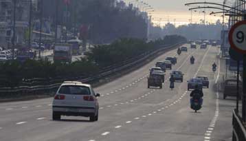 Τρεις οι νεκροί από την πρόσκρουση ΙΧ σε στάση λεωφορείου στη Συγγρού