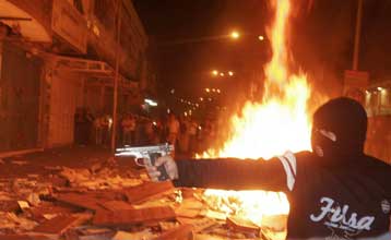 Φόβοι εμφυλίου στα Παλαιστινιακά Εδάφη, «πάγωσαν» οι κυβερνητικοί θεσμοί
