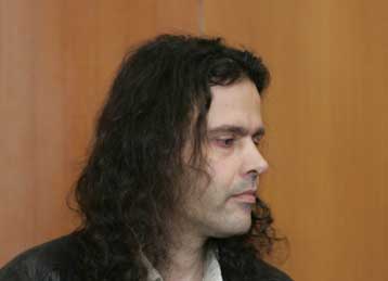 Ερώτηση προς Παπαληγούρα για τις συνθήκες κράτησης του Σάββα Ξηρού