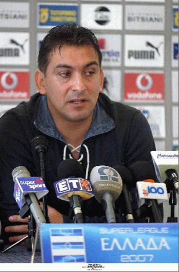 Δεν παραιτείται ο Ντουμιτρέσκου από τον ΠΑΟΚ, κατόπιν συναντήσεως με τον Γούμενο