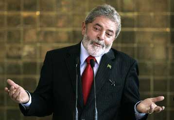 Σκεπτικισμός στο επιτελείο του Λούλα εν όψει του β’ γύρου των προεδρικών στη Βραζιλία