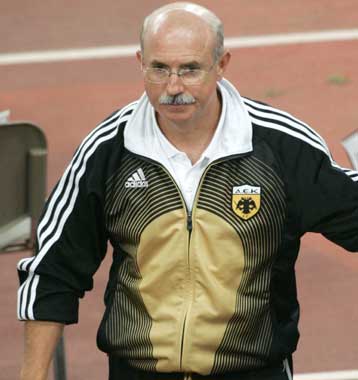 Απόντος Φερέρ συνεχίζει η ΑΕΚ, ανεβάζουν ρυθμούς Ζήκος, Δέλλας, Τζιωρτζιόπουλος