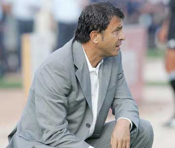 O Λεμονής αντικαταστάτης του Ματζουράκη στον πάγκο της Ξάνθης