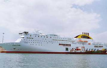 Η ΑΝΕΚ υπέβαλε προσφορά για το 33,3% της Hellenic Seaways έναντι 3,2 ευρώ/μετοχή