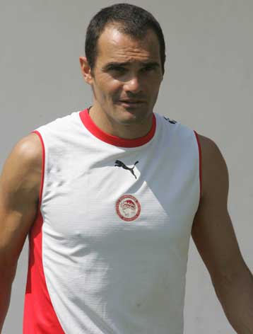 Σε απολογία κάλεσε ο Ολυμπιακός τον Καψή για τις δηλώσεις του περί εθνικής ομάδας