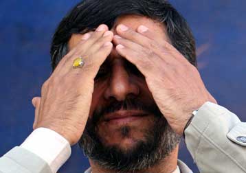 Μια στο καρφί και μια στο πέταλο από τον Ιρανό πρόεδρο για το πυρηνικό πρόγραμμα