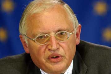 Αποστάσεις από τις πιέσεις της ΕΕ στην Τουρκία παίρνει ο Γκ.Φερχόιγκεν