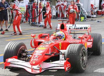 Το «1-2» η Ferrari στα δοκιμαστικά της Σουζούκα με Μάσα στην pole position