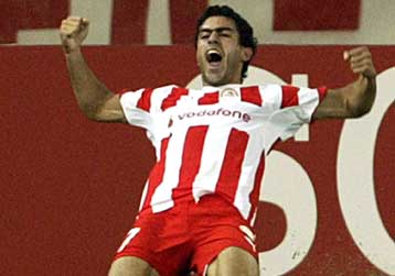 Στα πόδια του Καστίγιο «σφάζονται» Τσέλσι και Μάντσεστερ, γράφουν οι Βρετανοί