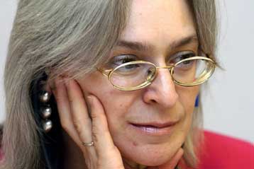 Δολοφονήθηκε Ρωσίδα δημοσιογράφος, επικρίτρια του πολέμου στην Τσετσενία