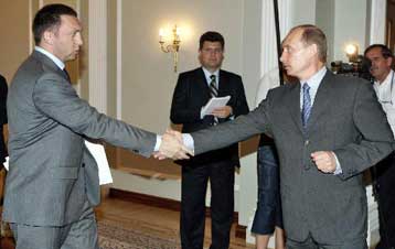 Ρωσικός κολοσσός εκθρονίζει την αμερικανική Alcoa από την κορυφή της αγοράς αλουμινίου