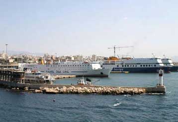 Στο μικροσκόπιο της Κομισιόν η ύπαρξη καρτέλ στην ελληνική ακτοπλοΐα