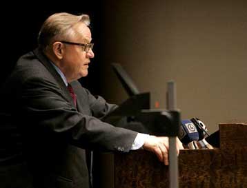 Απίθανη μία διαπραγματεύσιμη λυση για το Κόσοβο, εκτιμά ο Μάρτι Αχτισάαρι