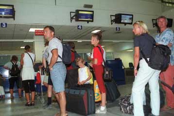 Απελευθέρωση υπηρεσιών επίγειας εξυπηρέτησης στα περιφερειακά αεροδρόμιο ζητεί το ΞΕΕ