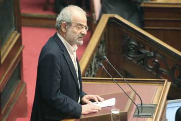 Η κυβέρνηση «υποκινητής» της αναστάτωσης στην Παιδεία, τονίζει ο Αλ.Αλαβάνος