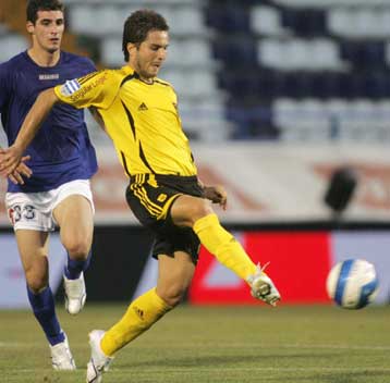 Εκτός προπονήσεων για λίγες ημέρες ο Κουλουχέρης, προλαβαίνει όμως το ντέρμπι