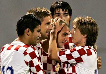 Αυστηρή προειδοποίηση από την UEFA στην Κροατία