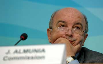 Βγαίνει από την επιτήρηση η Γερμανία με πρόβλεψη για έλλειμμα στο 2,6%